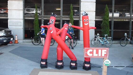 Eye-Catching Inflatable Air Dancer and Sky Dancer with Durable Build and Easy Setup for Advertising